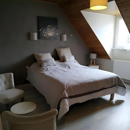 Holiday home Charmante Maison A 50m De La