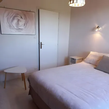 Holiday home Charmante Maison A 50m De La *